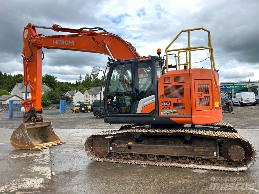 Hitachi ZX225 USLC-7 Excavadoras de cadenas