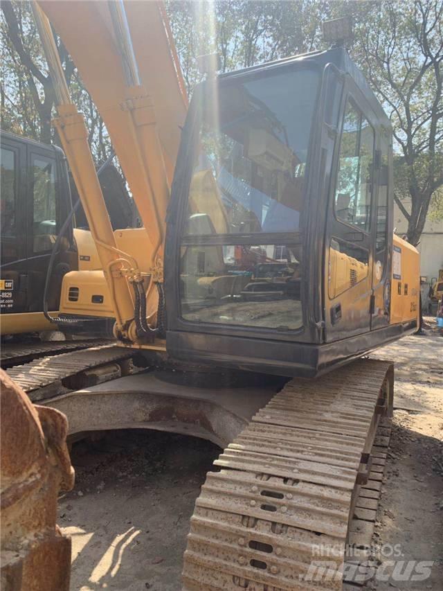 Hyundai R215-7 Excavadoras de cadenas