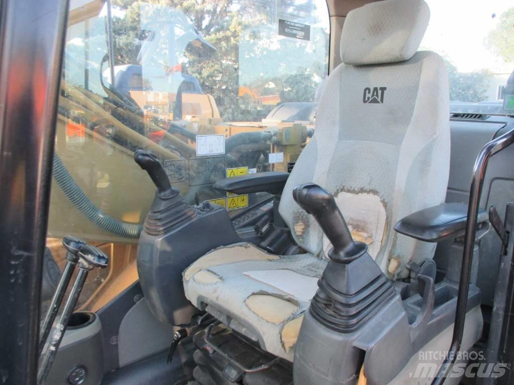 CAT 323 D L Excavadoras de cadenas
