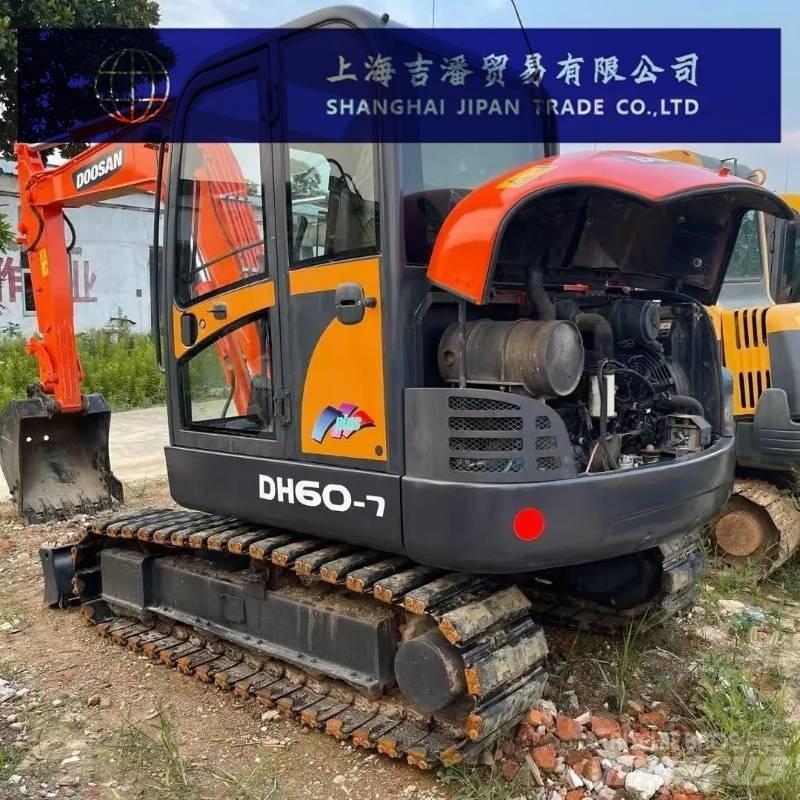 Doosan DH 60 Mini excavadoras < 7t