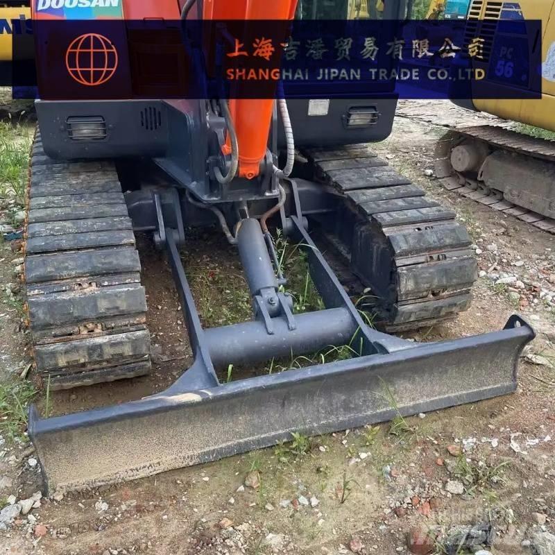 Doosan DH 60 Mini excavadoras < 7t