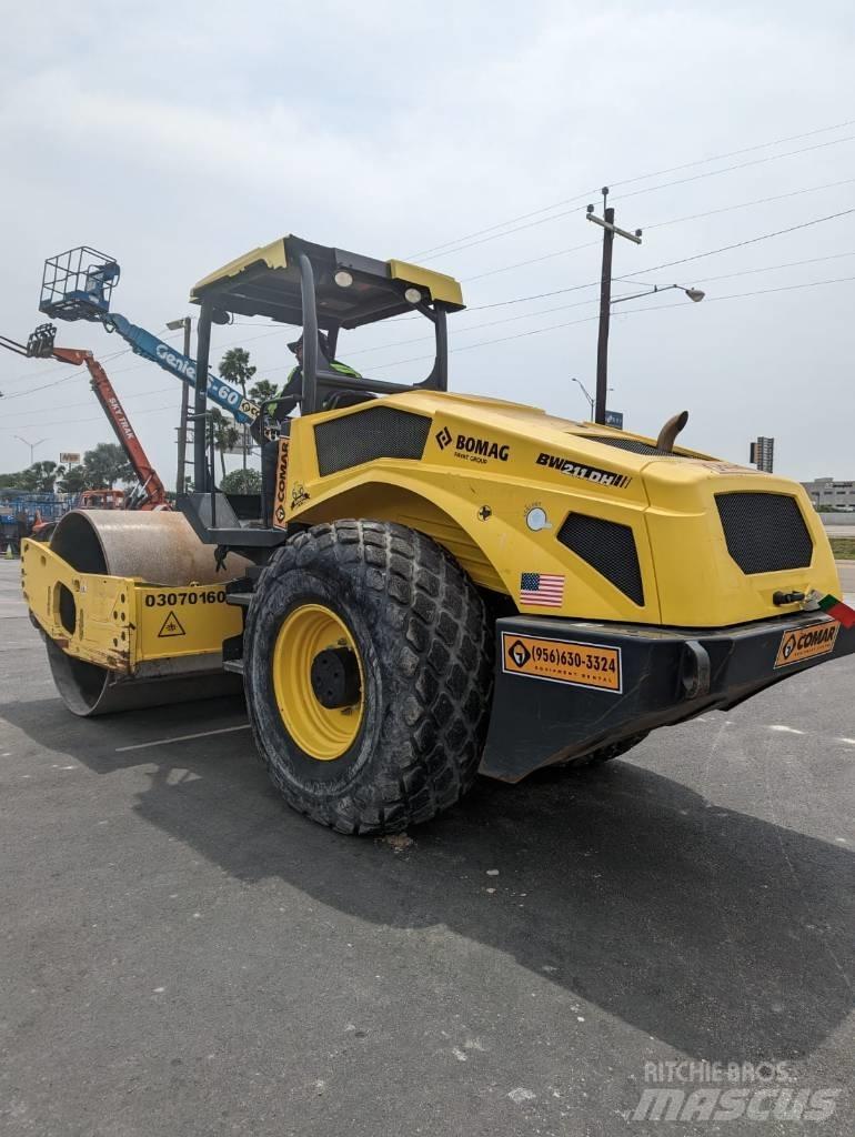 Bomag BW 211 DH-5 Rodillos de un solo tambor
