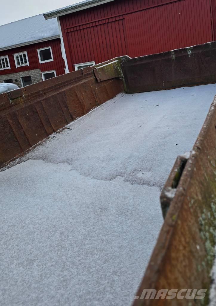 RKP Omavalmiste Remolques volquete