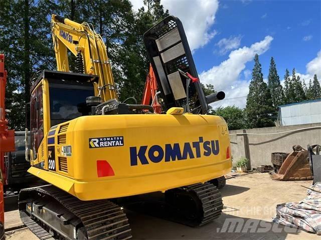 Komatsu PC 200-8 Excavadoras de cadenas