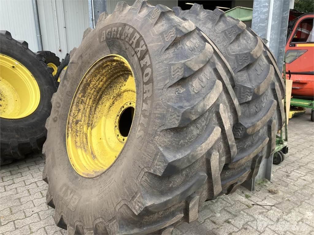 BKT 650/85R38 Neumáticos, ruedas y llantas