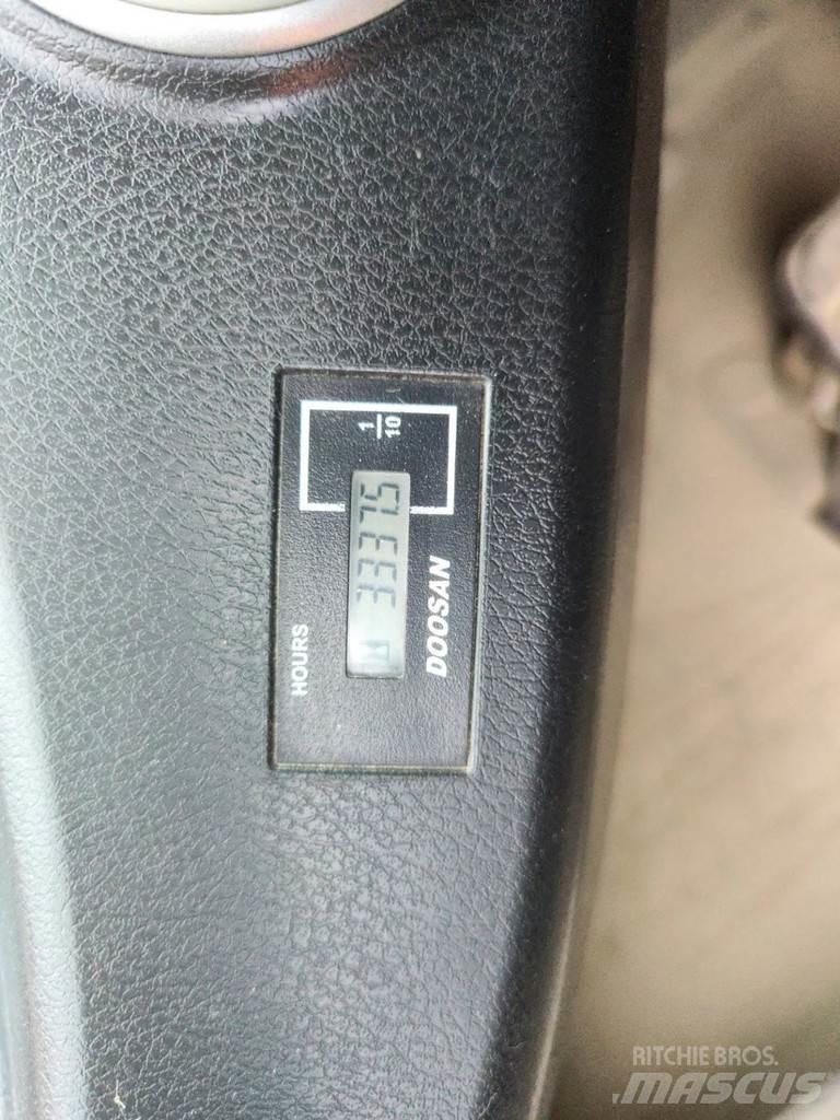 Doosan DL 420-5K Cargadoras sobre ruedas