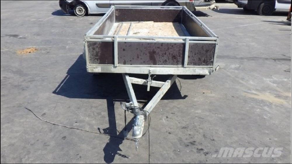  TRIGANO B05256 Vehículos de enganche