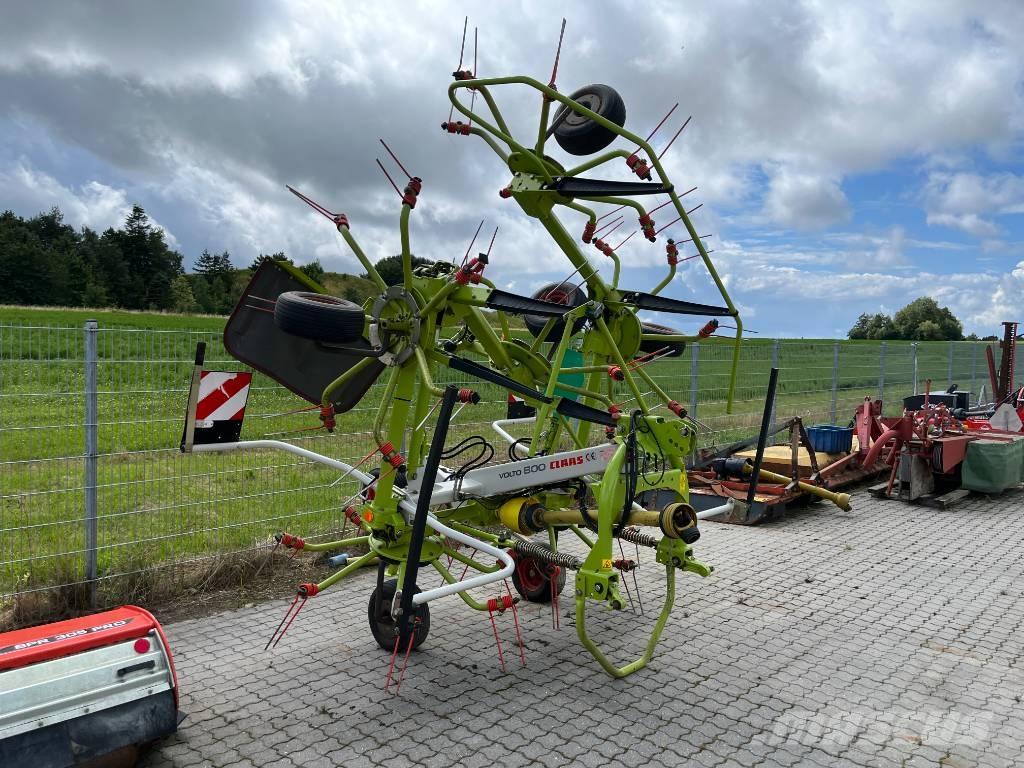 CLAAS Volto 800 Rastrillos y henificadores