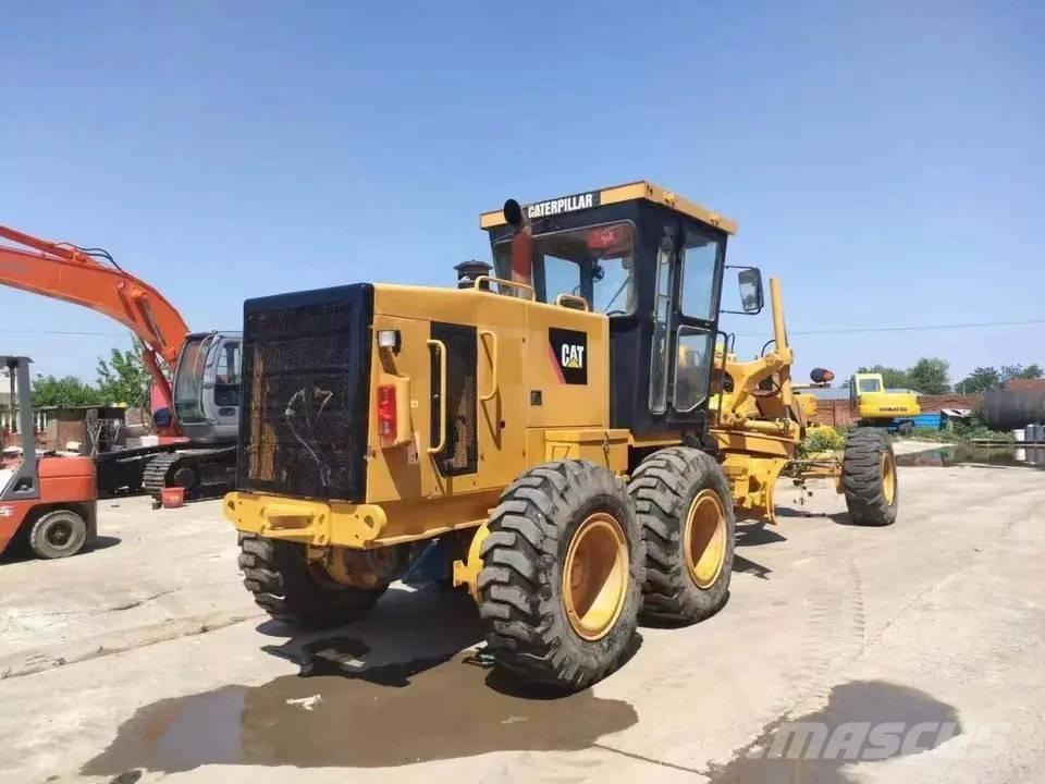 CAT 140K Motoniveladoras