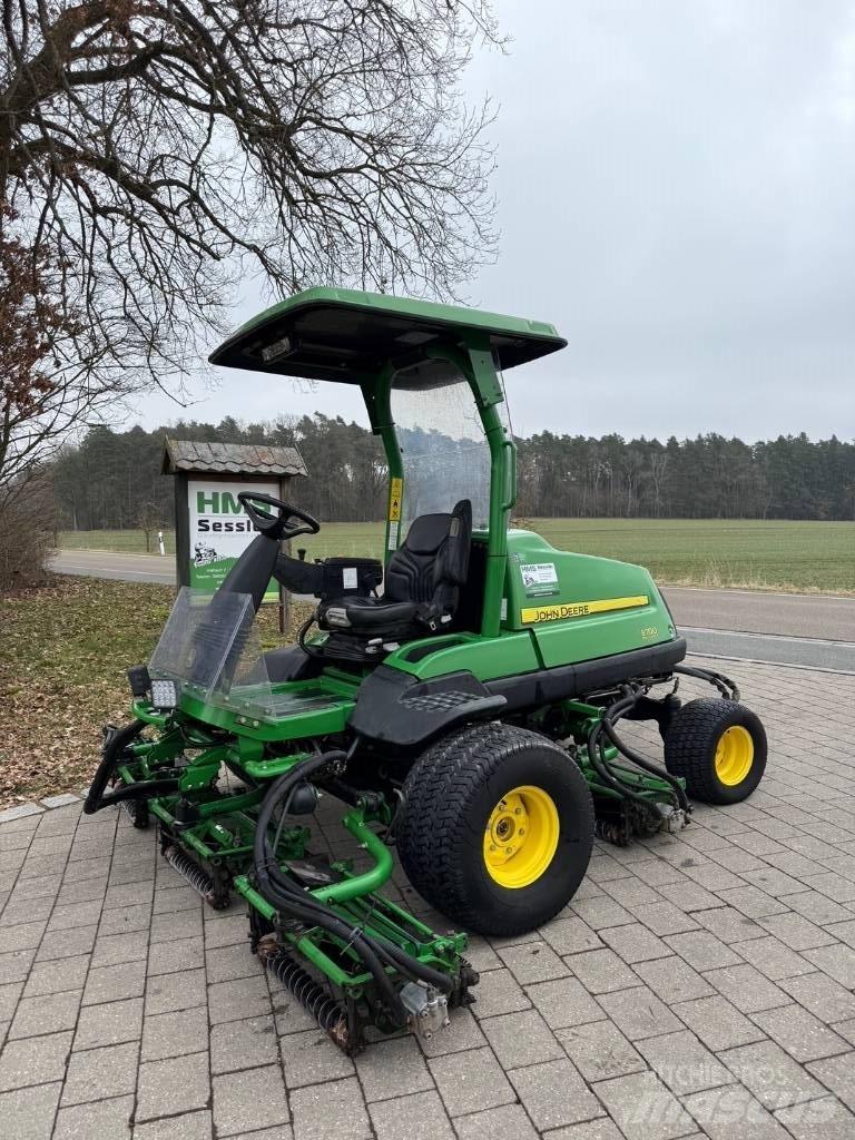 John Deere 8700 A Máquinas de calles
