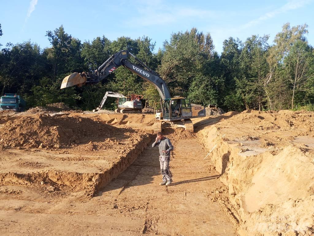 Volvo EC 240 C L Excavadoras de cadenas
