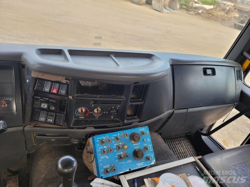 Volvo FL6 180 Camiones bañeras basculantes o volquetes