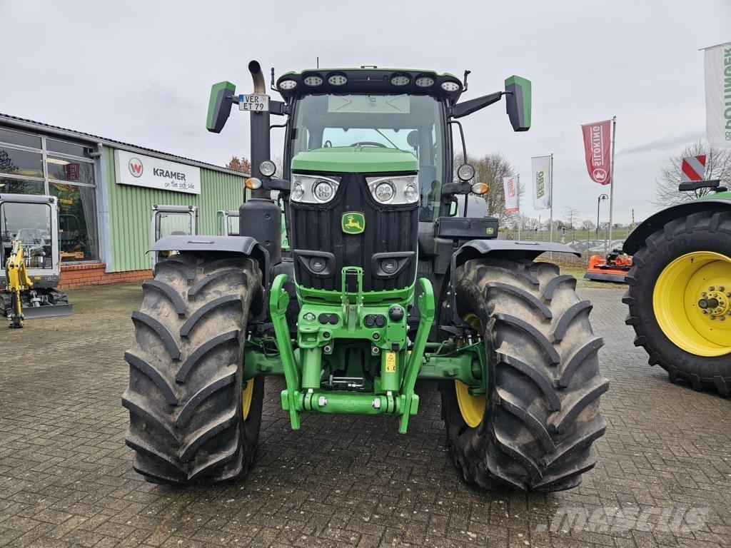 John Deere 6R215 Tractores