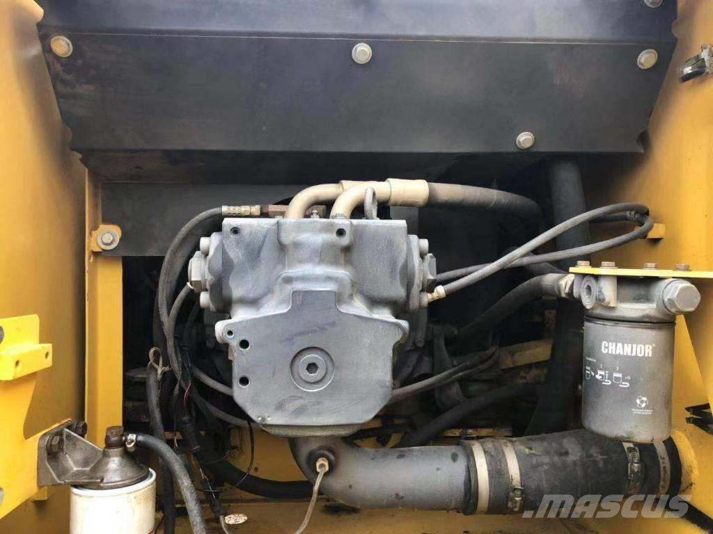 Komatsu PC 200-7 Excavadoras de cadenas