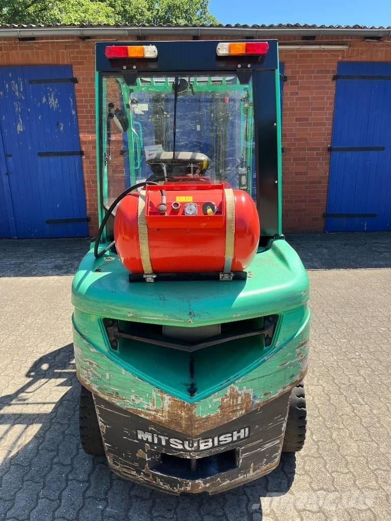 Mitsubishi FG 35 N Carretillas LPG