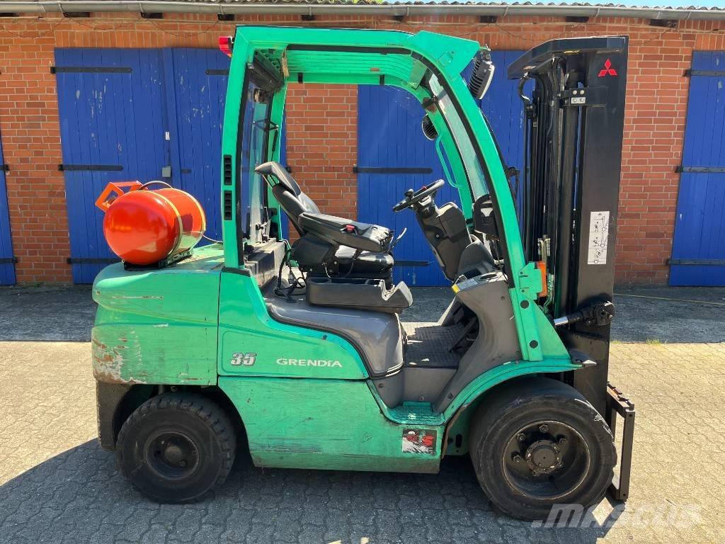 Mitsubishi FG 35 N Carretillas LPG
