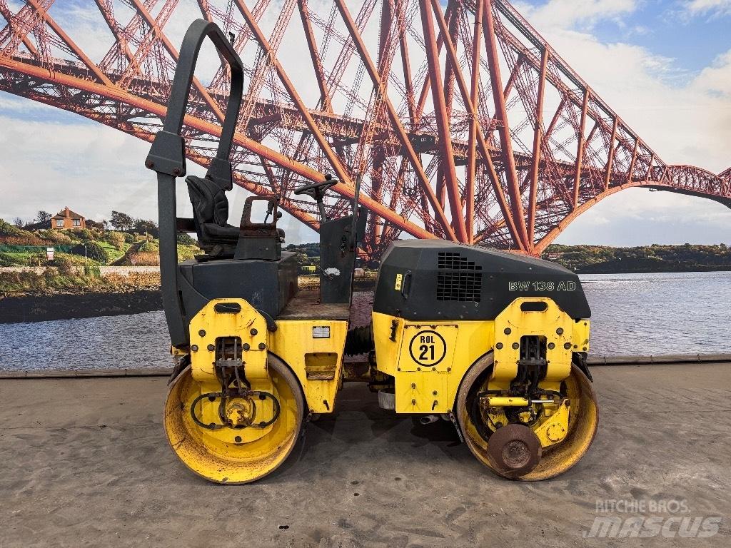 Bomag BW 138 AD Rodillos de doble tambor