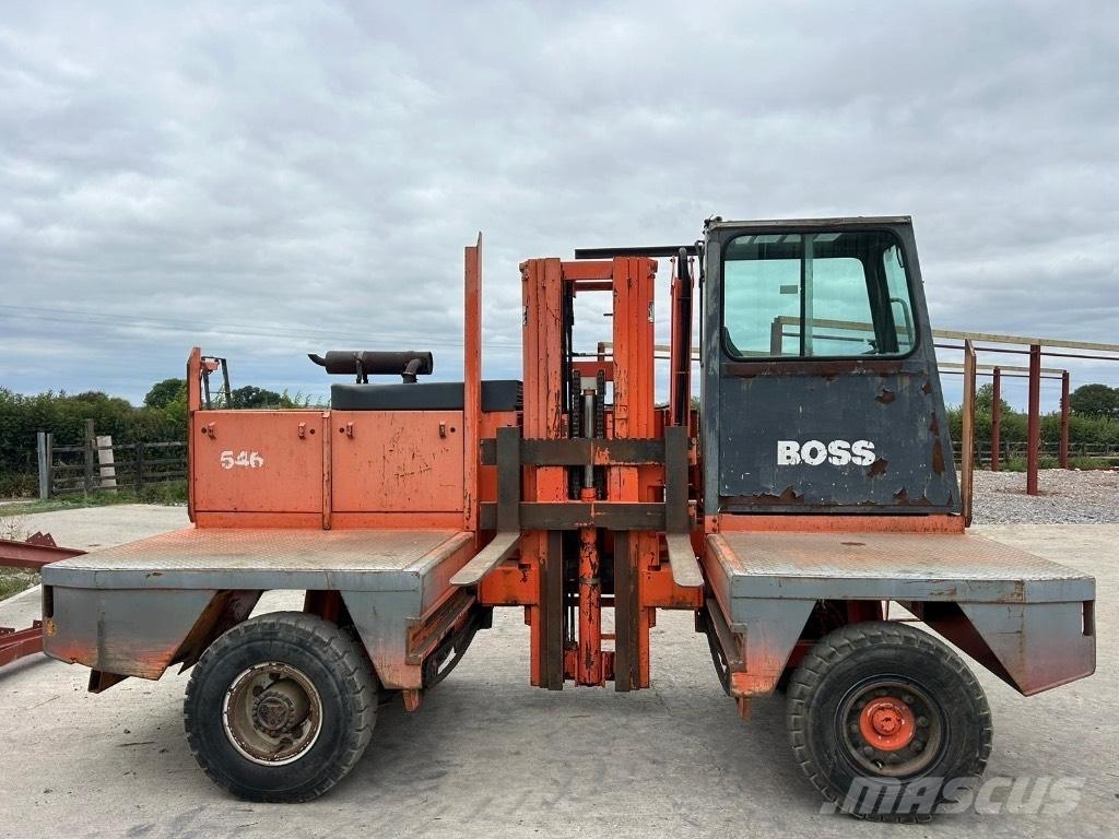 Boss 546 Carretillas de carga lateral
