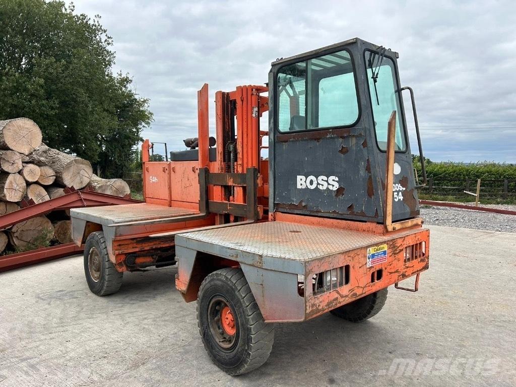 Boss 546 Carretillas de carga lateral