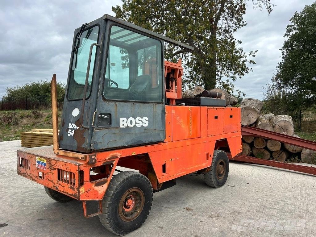 Boss 546 Carretillas de carga lateral