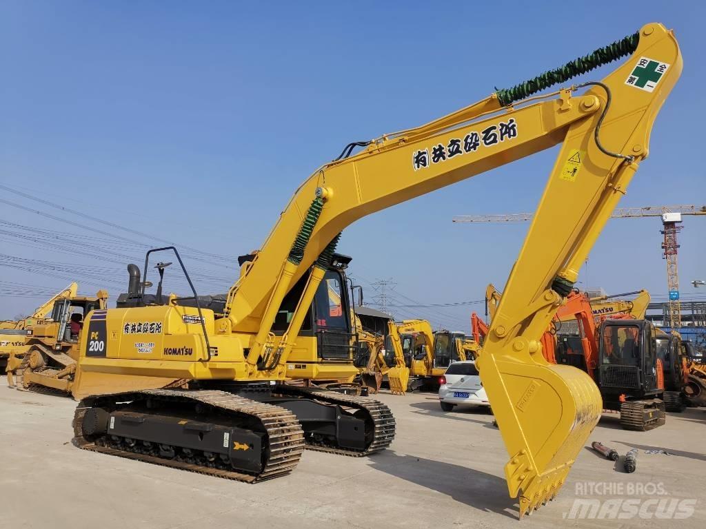 Komatsu PC 200-8N1 Excavadoras de cadenas