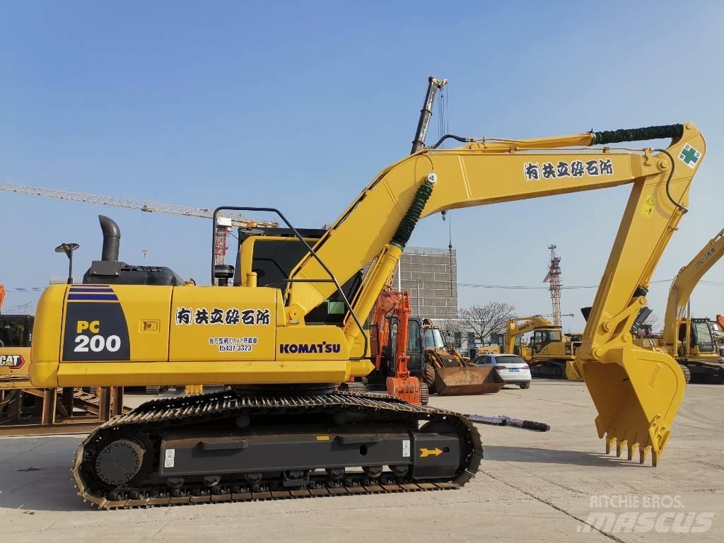 Komatsu PC 200-8N1 Excavadoras de cadenas