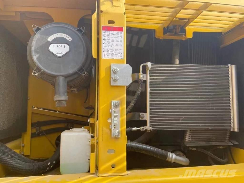 Komatsu PC 200 8N Excavadoras de cadenas