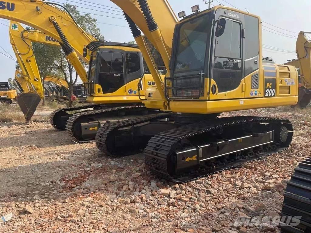Komatsu PC 200 8N Excavadoras de cadenas