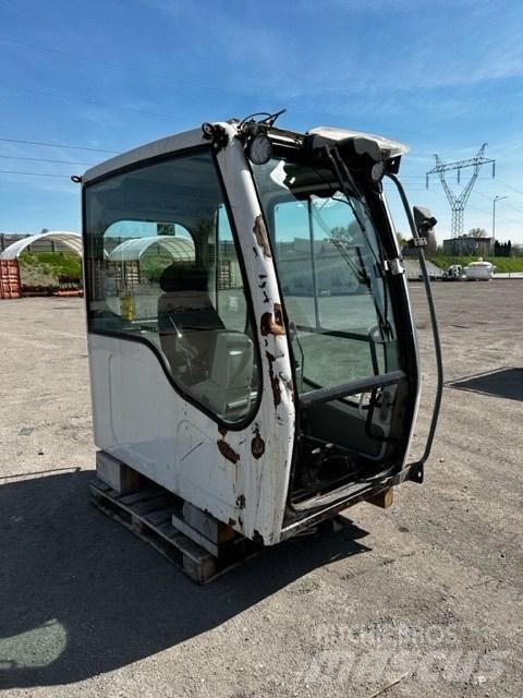 Liebherr R 906 CAB Cabinas e interior