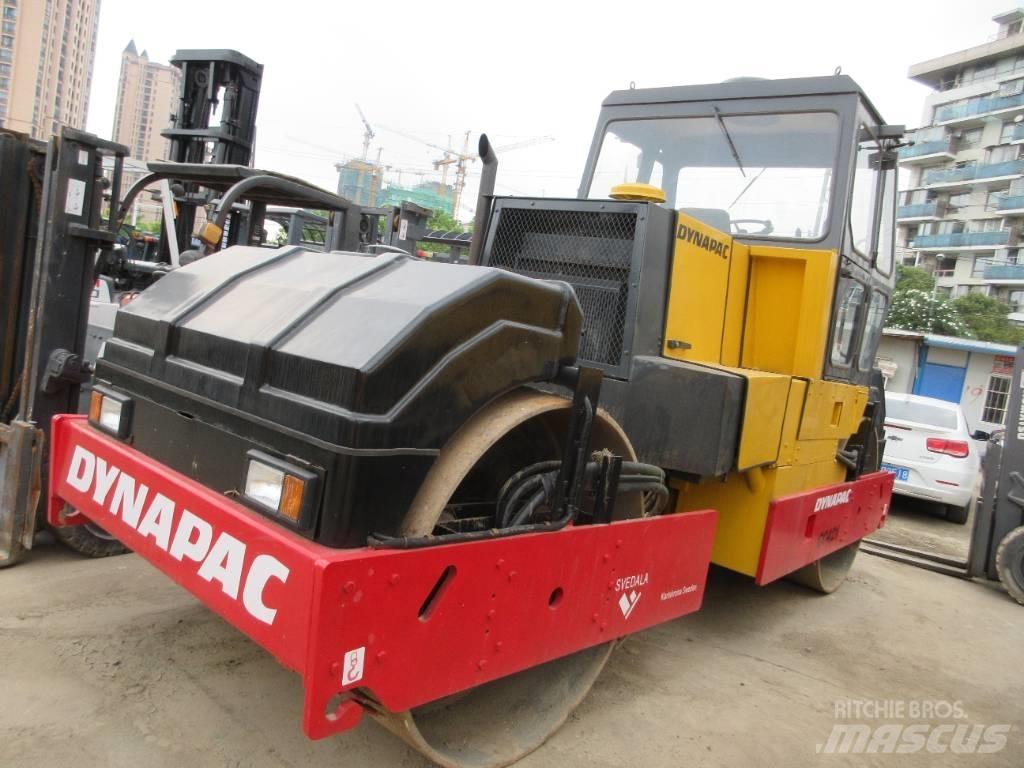 Dynapack CC421 Otras construcciones de carreteras
