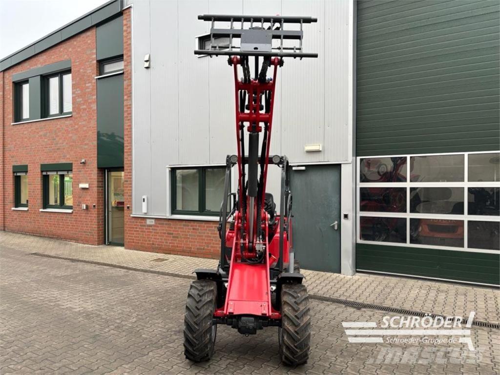 Schäffer 3650 Palas cargadoras