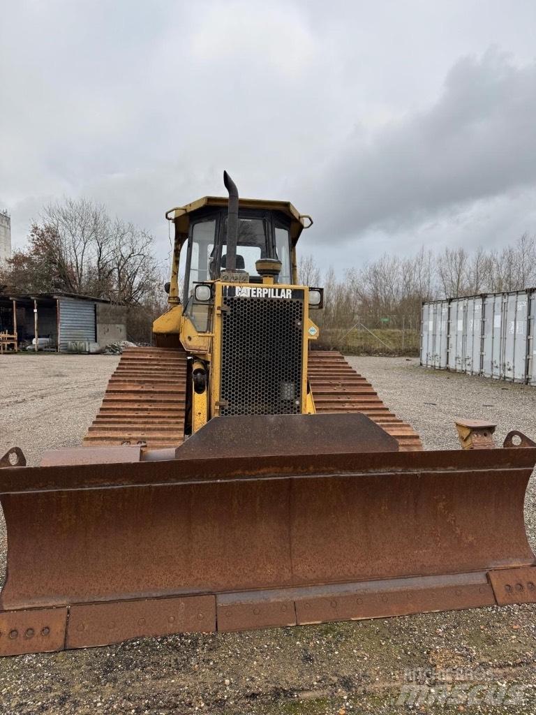 CAT D 5 M LGP Buldozer sobre oruga