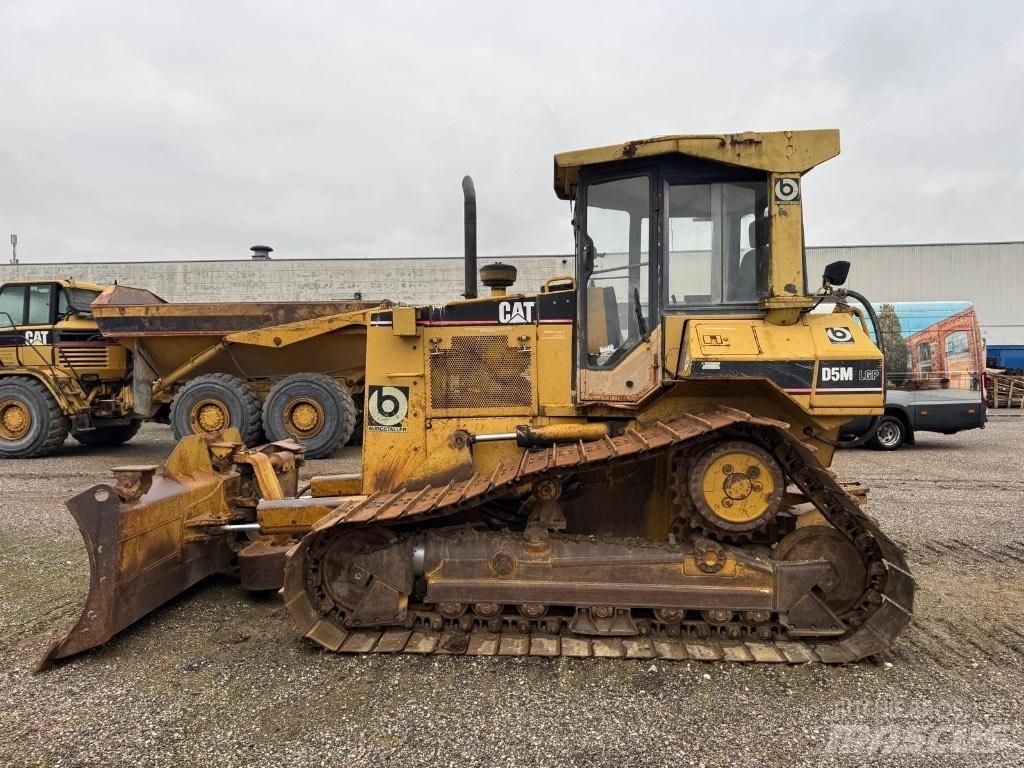 CAT D 5 M LGP Buldozer sobre oruga