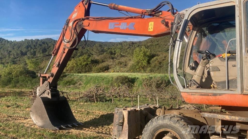 Fiat-Kobelco E 175 W Excavadoras de ruedas