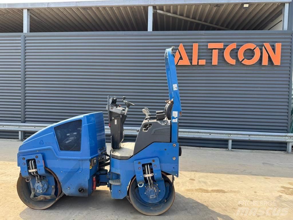 Bomag BW 100 AD-5 Rodillos de doble tambor