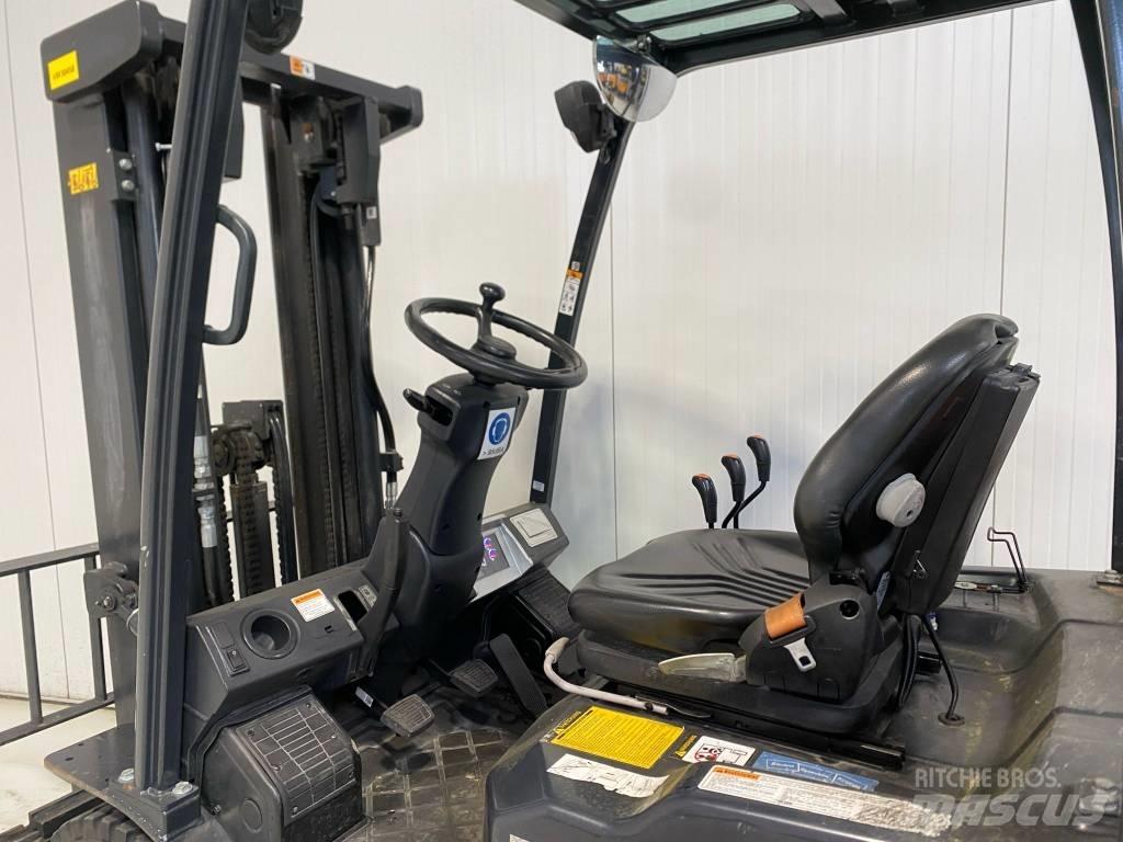 Doosan G25N-7 Carretillas LPG