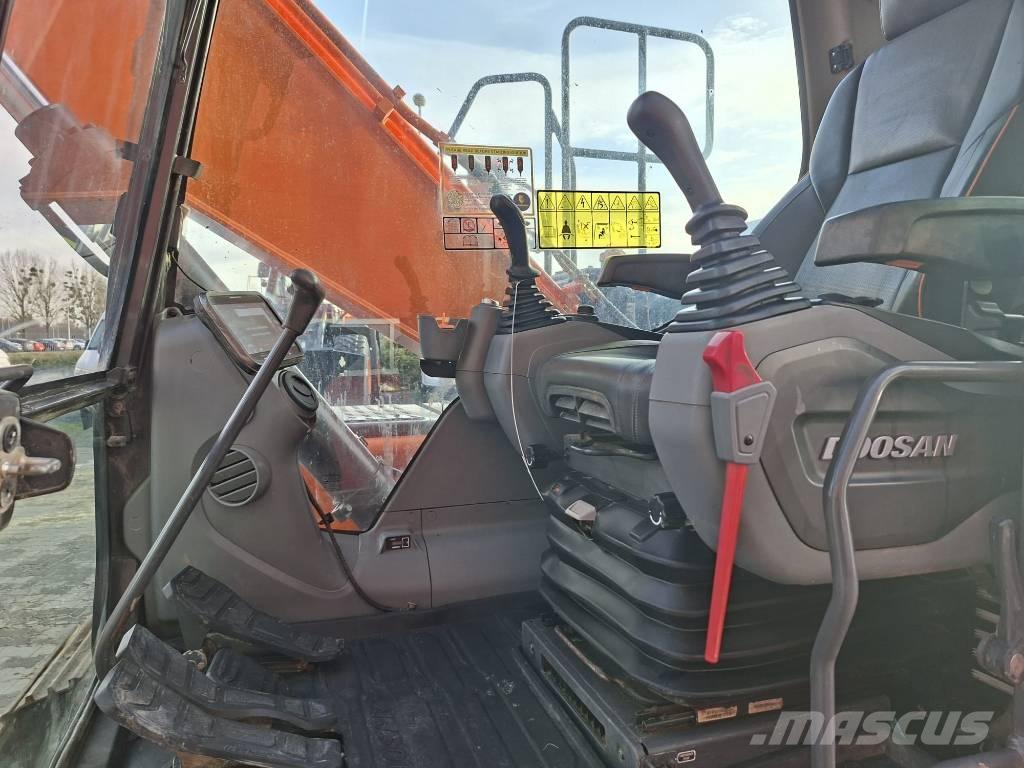 Doosan DX140LC-7 Excavadoras de cadenas