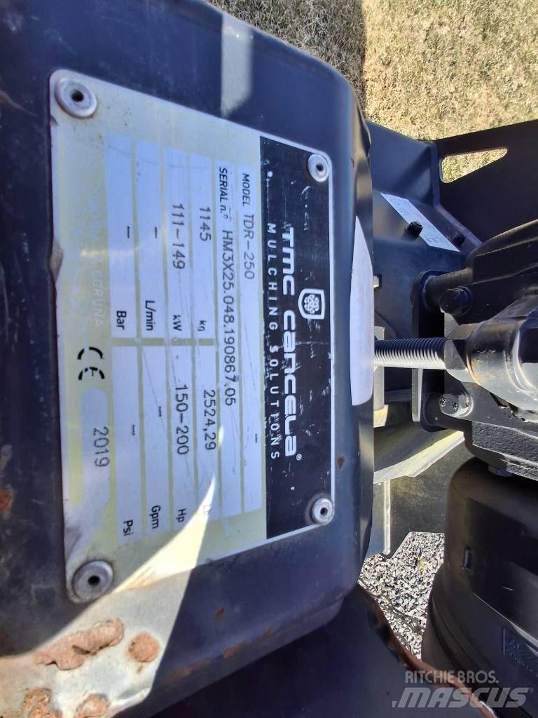 TMC TDR 250 Segadoras y cortadoras de hojas para pastos