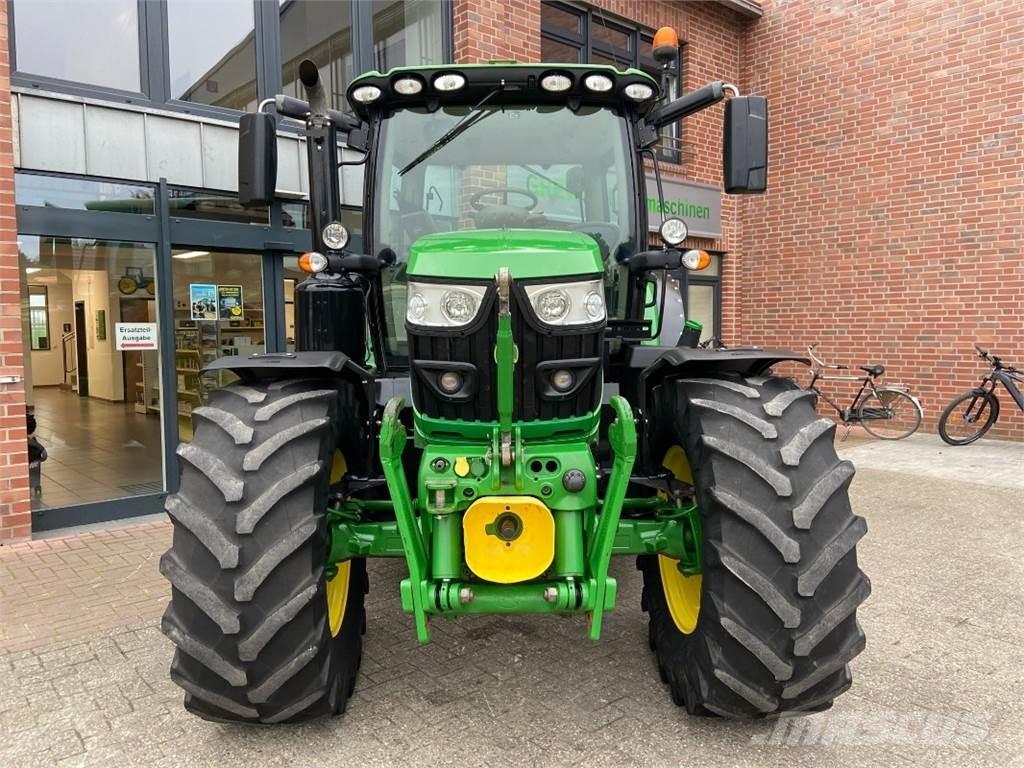 John Deere 6130R Tractores