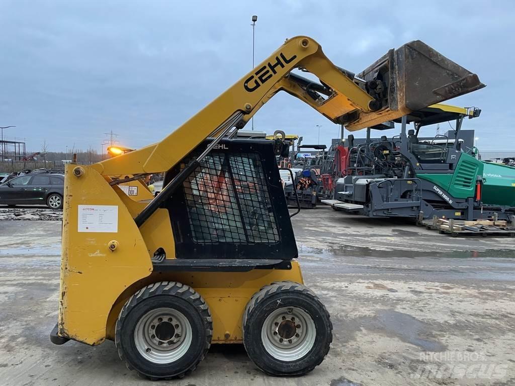 Gehl R 165 Arrastrador de troncos