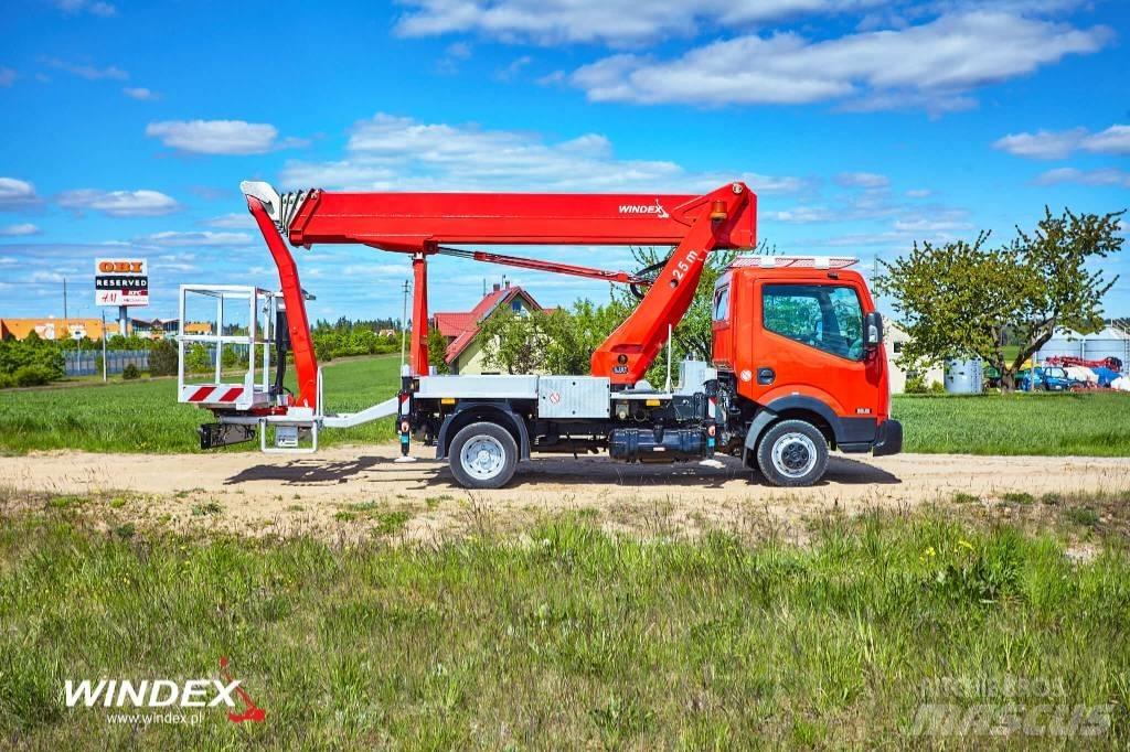 Palfinger P 250 BK Plataformas sobre camión