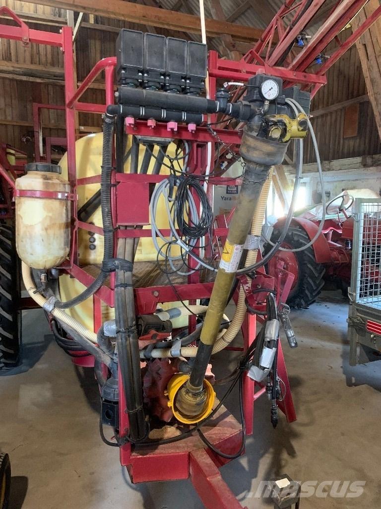 Hardi TZY 2400 Pulverizadores arrastrados