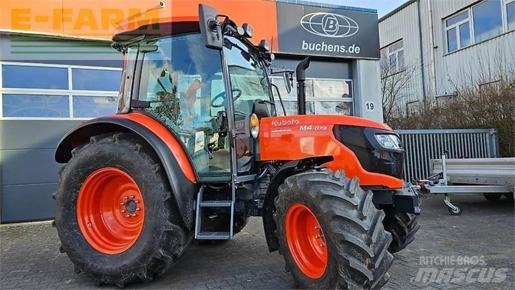 Kubota m4-073 cab Tractores