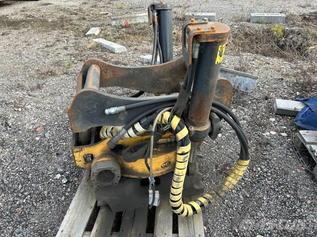 Engcon EC20B S70 Volteadoras