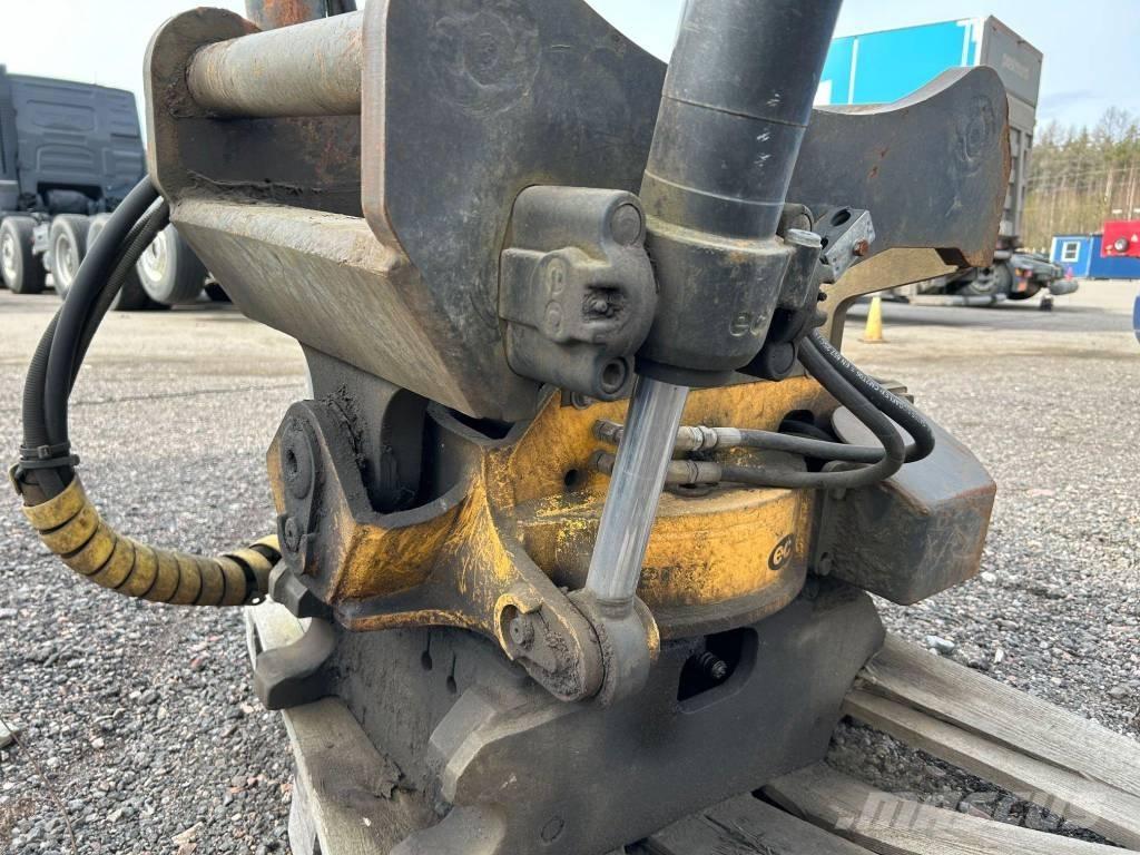 Engcon EC20B S70 Volteadoras