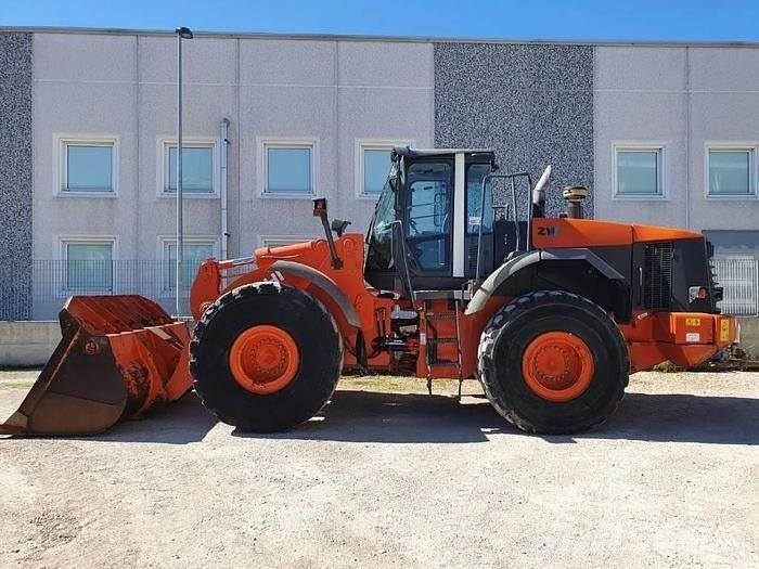 Hitachi ZW 310 Cargadoras sobre ruedas