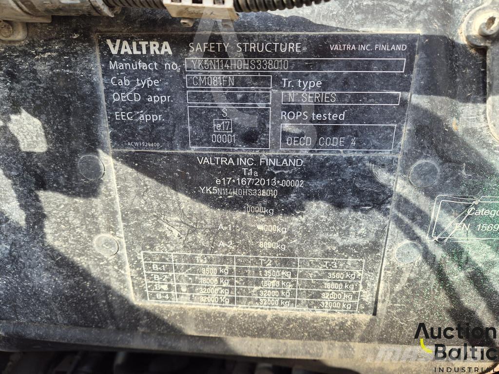 Valtra N114 EH Autocargadoras