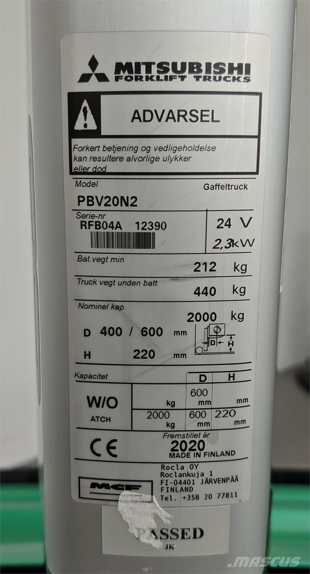 Mitsubishi PBV20N2 Plataforma con motor