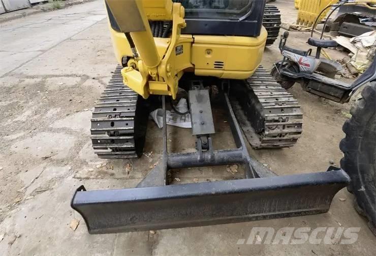 Komatsu PC35 Mini excavadoras < 7t