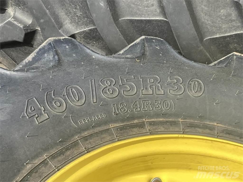 BKT 460/85R30 Neumáticos, ruedas y llantas